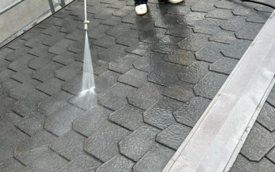 屋根塗装は、見た目の美しさを保つだけでなく、家の寿命を延ばす